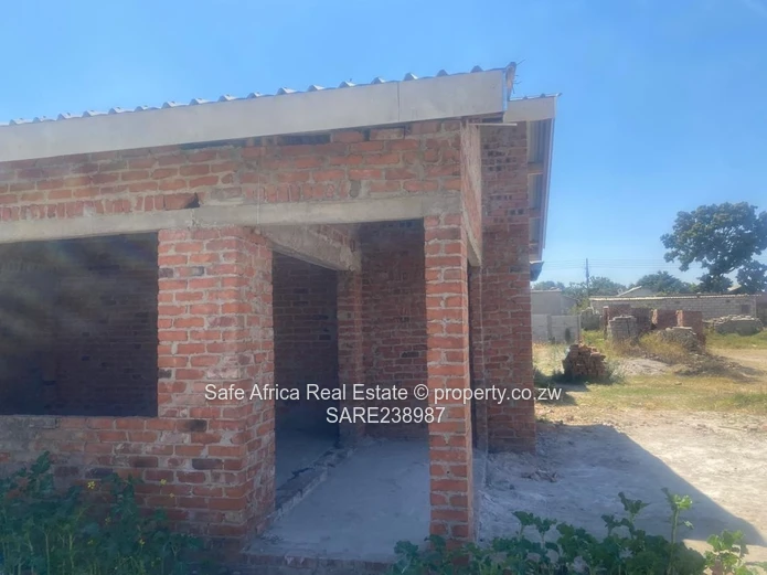 MABVUKU-Manresa- Area 90% Incompletely built house for sale
