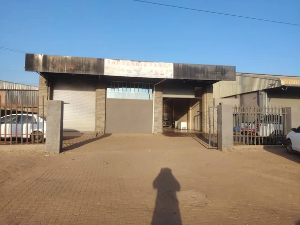 Warehouse & Factory