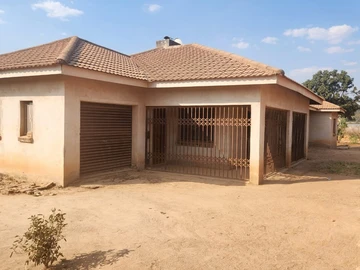 5 Bedroom House