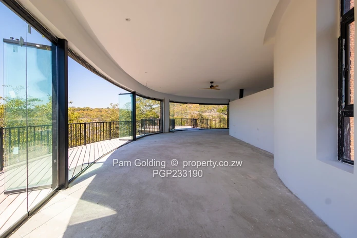 Masterpiece In Umwinsidale On 14 Acres