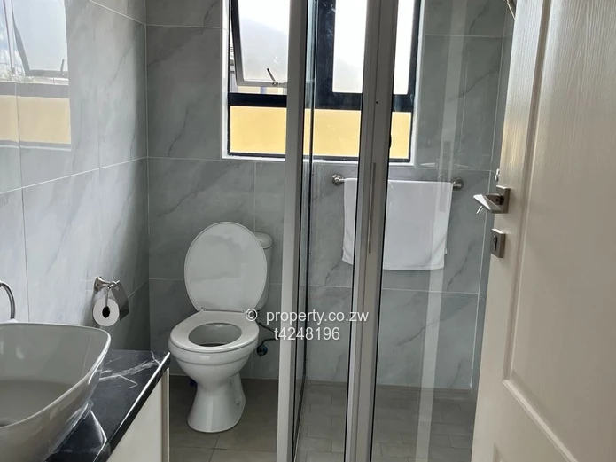 Pomona 3 bedroomed fully furnished Townhouse to rent