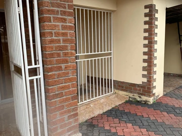 3 Bedroom Garden Flat