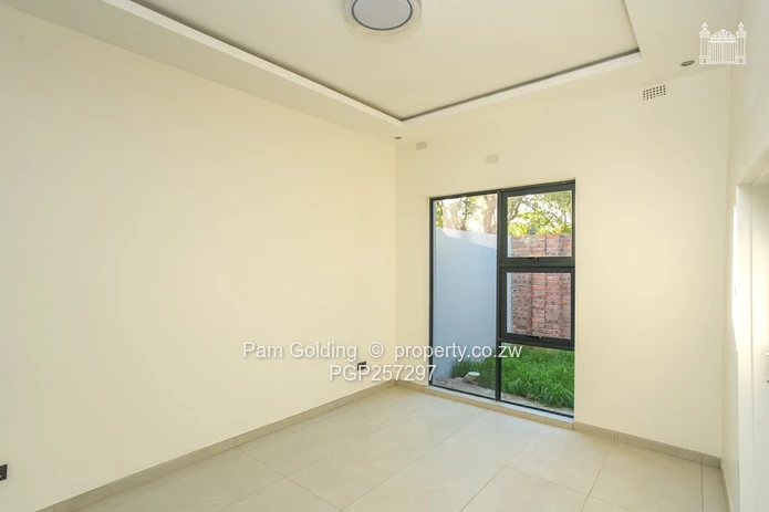 Ready To Move In 3 Bed Townhouse