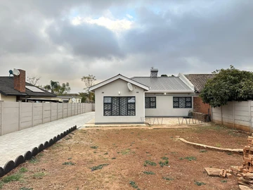Spacious Semi-Detached House for Sale
