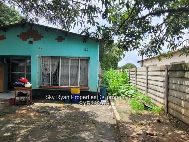 Glen Norah House For Sale 