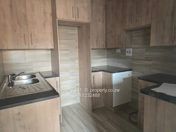 To Let-self contained 2bedrooms cottage Greendale north