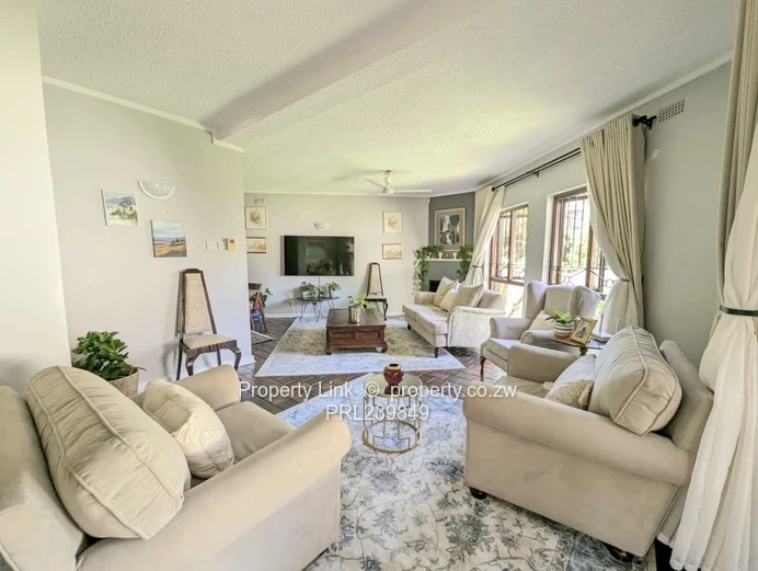 Double Storey Townhouse In Wonderful Complex