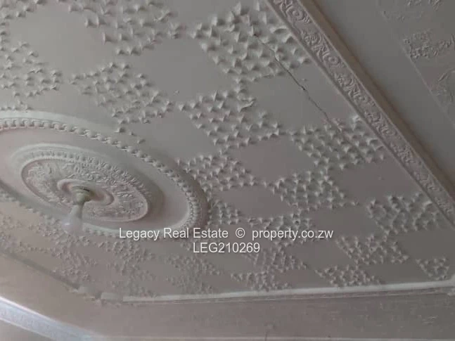 4-Bedroom House for Sale in Mainway Meadows, Harare