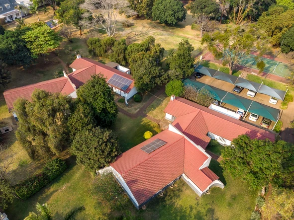 10 Bedroom House