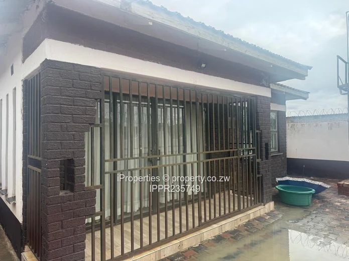 Beautiful Family Home in Unit N, Chitungwiza