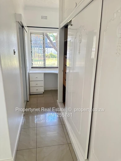 Beautifully Renovated 4-Bedroom Home – Gunhill