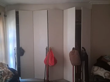 3 Bedroom Flat & Apartment