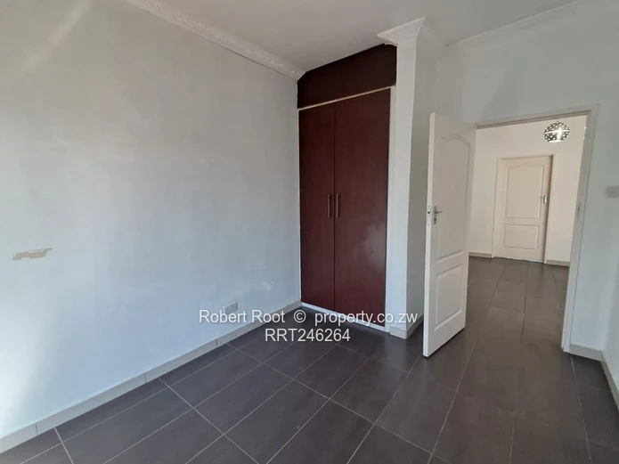 Spacious 3 bed duplex townhouse