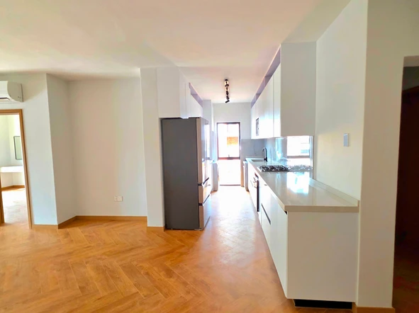 3 Bedroom Flat & Apartment