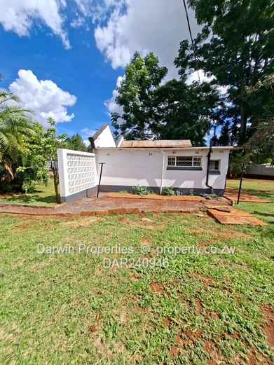 Two Bedroomed Cottage With Spacious Private Garden