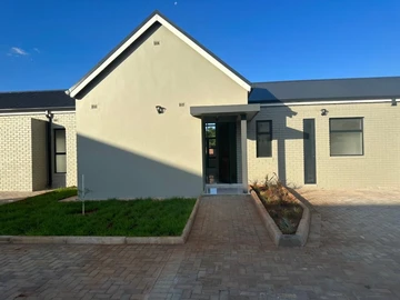 3 Bedroom Townhouse Complex