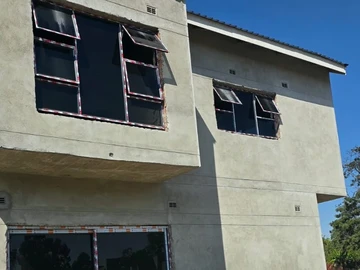 3 Bedroom Flat & Apartment