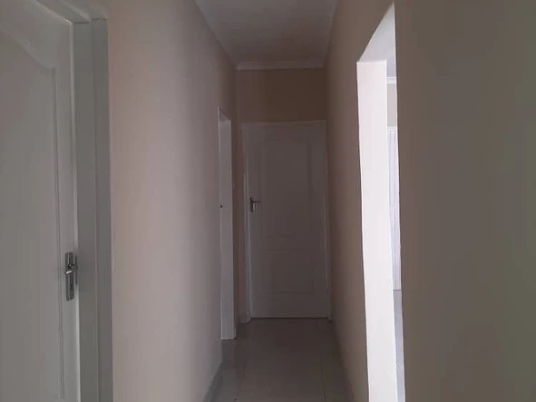 3 Bedroom Flat & Apartment