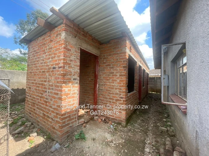 6 bedroom House For Sale In Cold Comfort