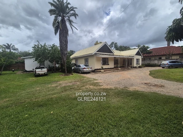 Avondale 3-Bed Character Home with Fireplace & Garden