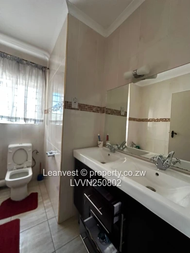 Upper Avenues Flat For Sale 