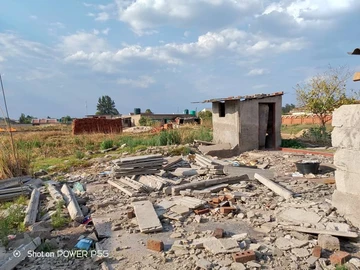 Stands & Residential Land