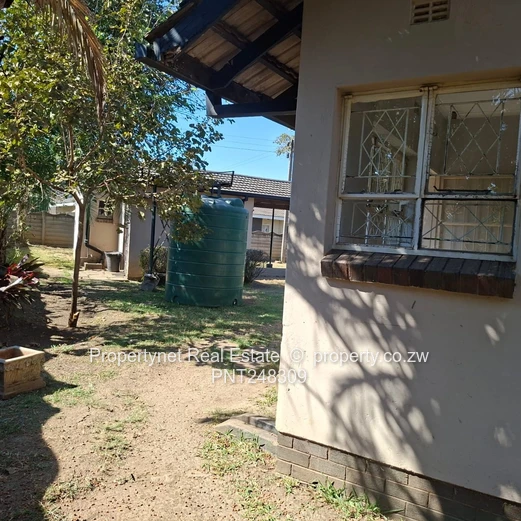 Solid neat family home!!!