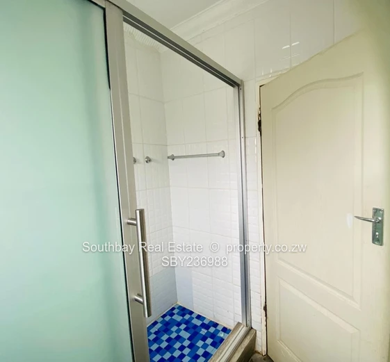 Budiriro Cabs house to let