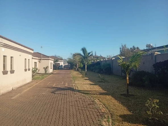 8 Bedroom House