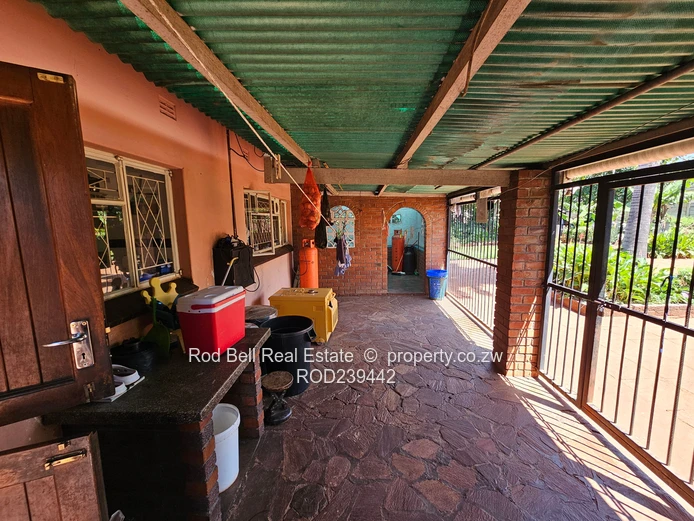 Neat 3-bedroom home in quiet neighborhood