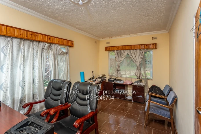 Prime Commercial/Development Opportunity