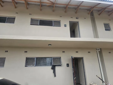 2 Bedroom Flat & Apartment