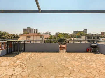 3 Bedroom Flat & Apartment