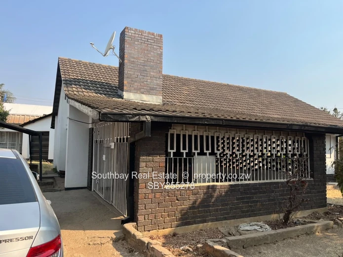 Ashdown Park House For Sale 