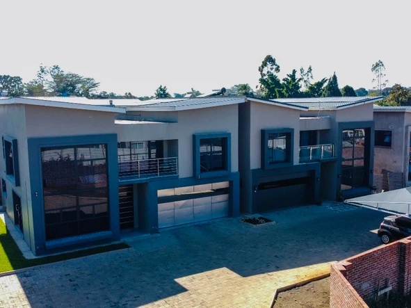 5 Bedroom Townhouse Complex