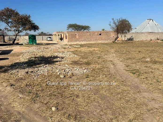 Townhouse Stand For Sale in Mqabuko Heights