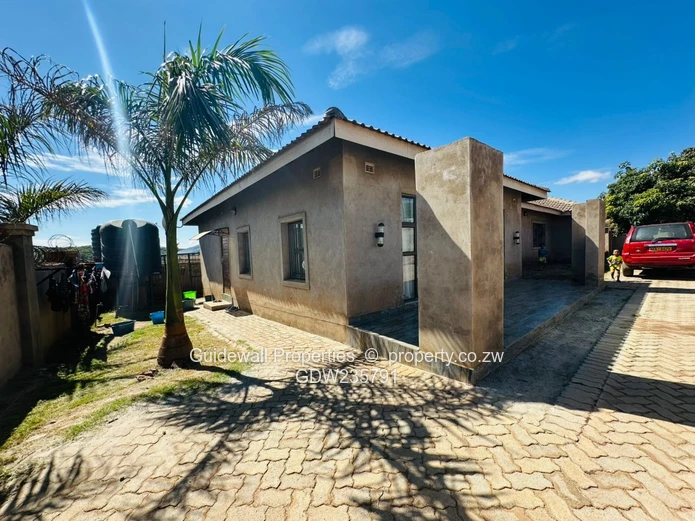  Spacious 3 bed house for sale in Warren Park