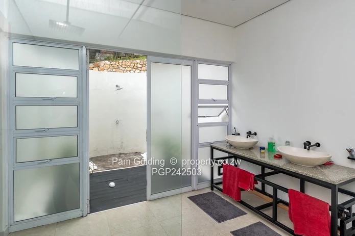 House for Sale in Glen Lorne