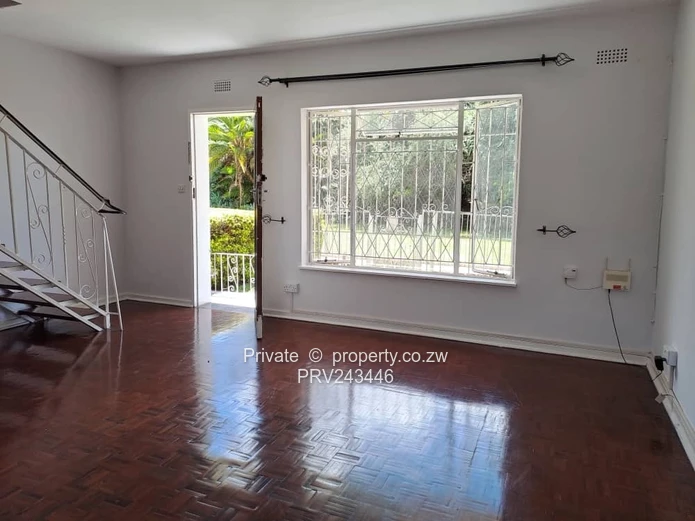 Neat 2 bed duplex garden flat for Rent
