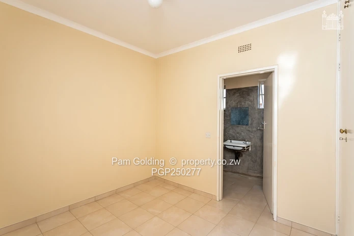 Townhouse For Rent In Belgravia