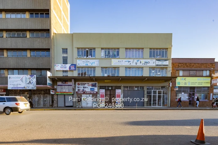High Yielding Prime Commercial Building