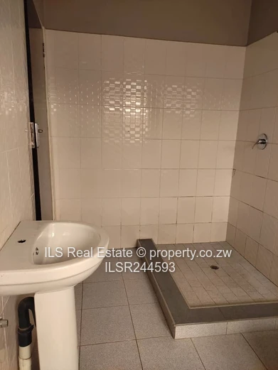 Fidelity 3-Bed Home: Tiled Floors, Built-ins & En-Suite