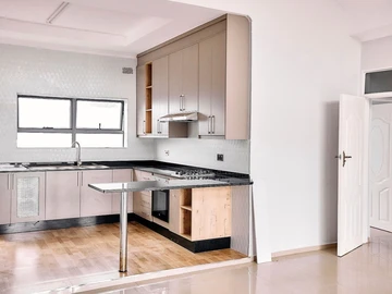 3 Bedroom Garden Flat