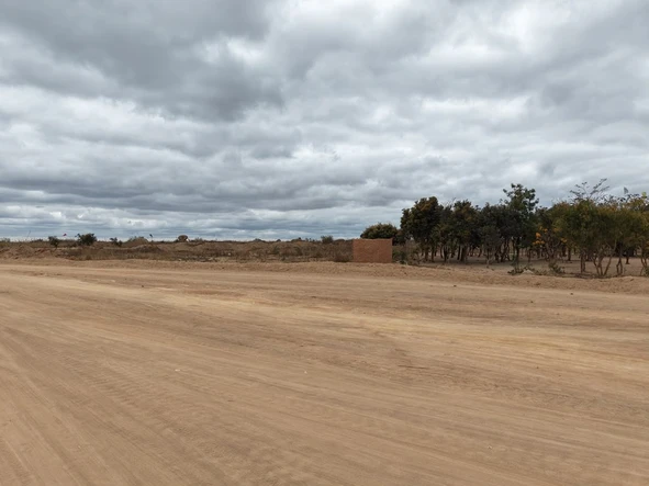Commercial & Industrial Land