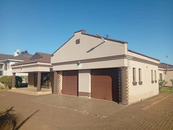 8 Bedroom House