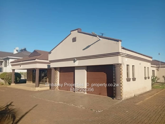 Mt Pleasant Heights: 8-Bed, 6-Bath Home with Borehole