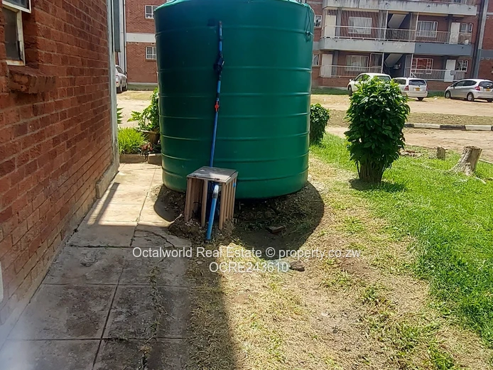 To Let – Neat 2-Bedroom Flat in Eastlea (Sole Mandate)