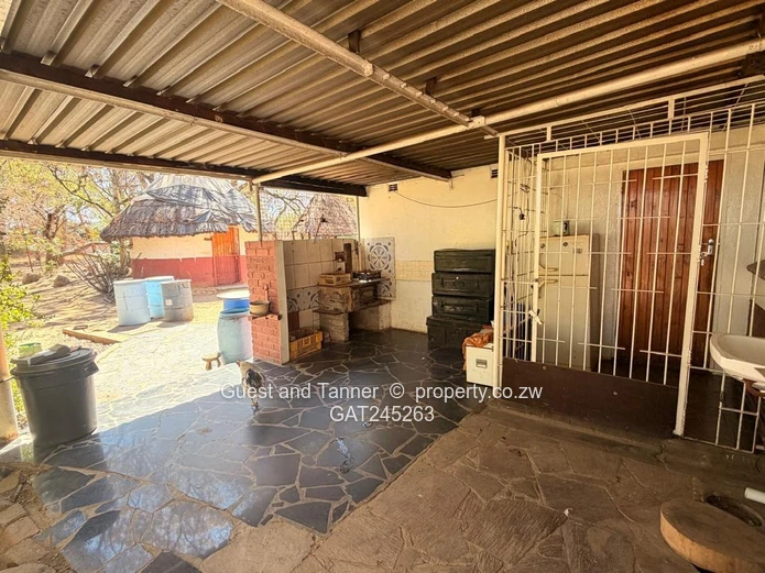 Hatfield Property for Sale- Commercial Potential 