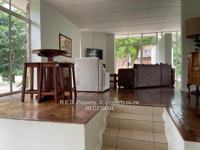 Character-filled Split-level Living In Burnside!