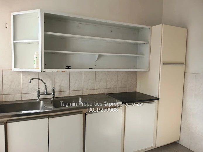 Modern 2-Bed fla for Rent in Sentosa Heights Complex (Roy road)